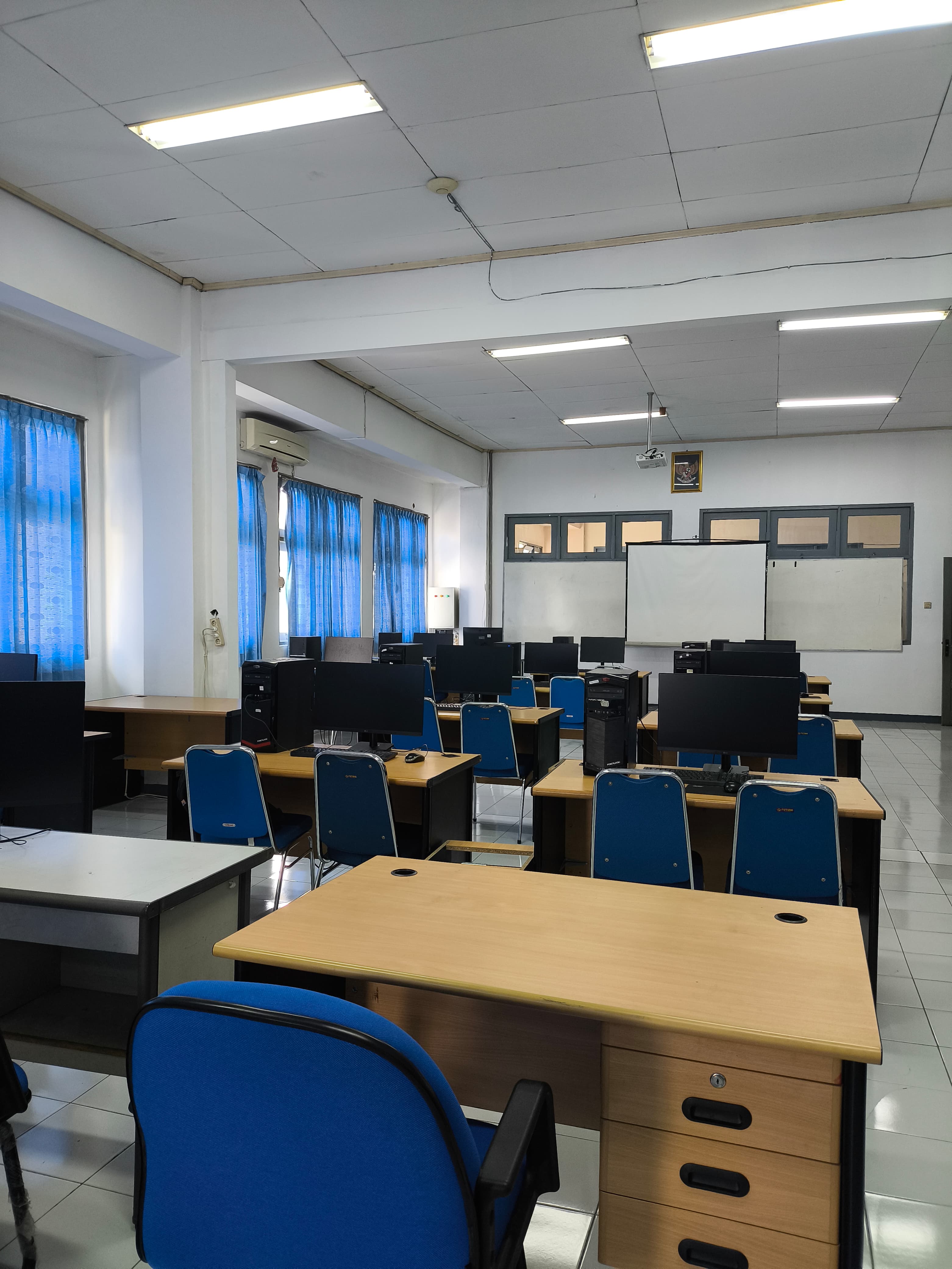 G303 Layanan Simulasi Ketenagaan 1